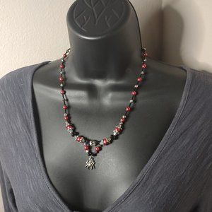 Very Awesome Red Black And Silver Tone Spider Necklace 19 Inches Long